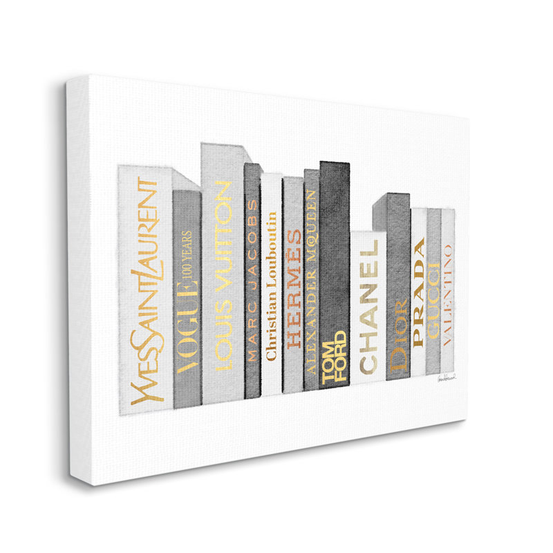 «Horizontal Fashion Book Stack Glam», art mural gris sur toile tendue par Amanda Greenwood