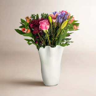 Ruffle Glass Table Vase