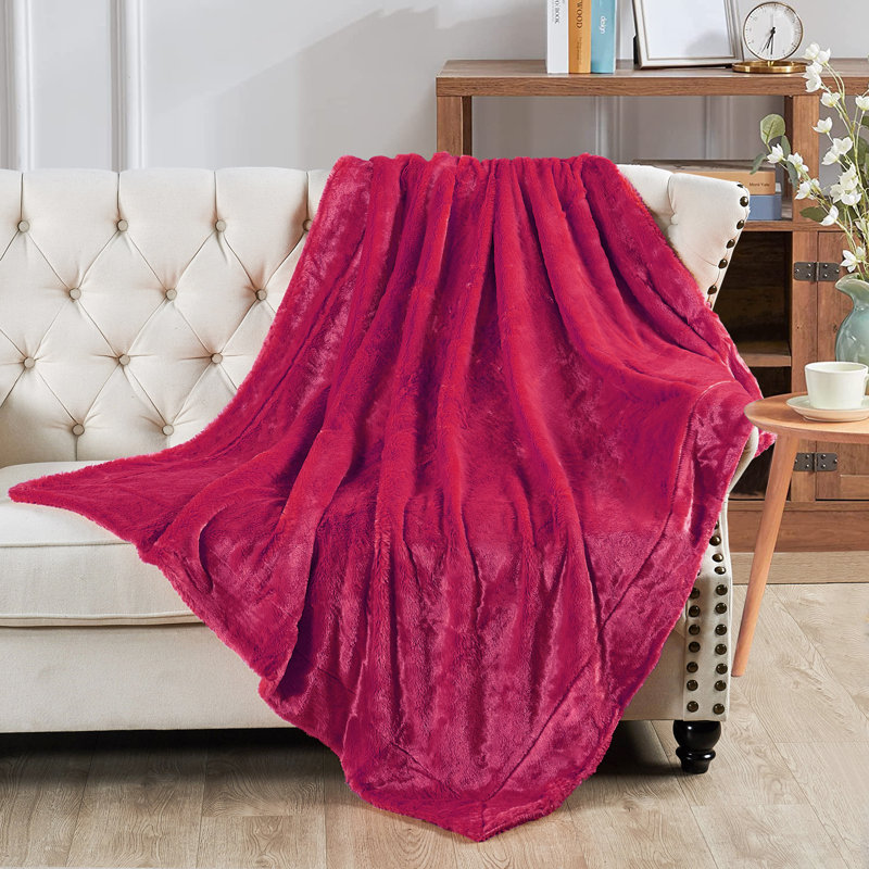 Couverture jetée imitation fourrure unie, Rouge pimenté, L 60 po x l 50 po
