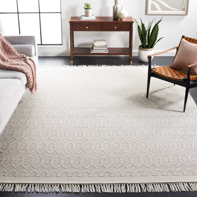 Brocklesby Hand Loomed Nz Wool/Cotton Geometric Rug in Ivory, Rectangle 4' x 6'
