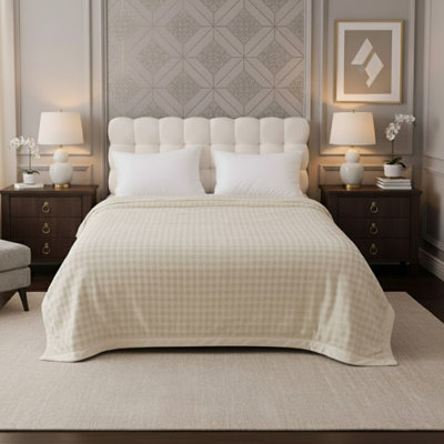Popo Blanket Soft Embossed Fleece Throw – 2PLY Lightweight Warm Bed Blanket, Double & King Sizes