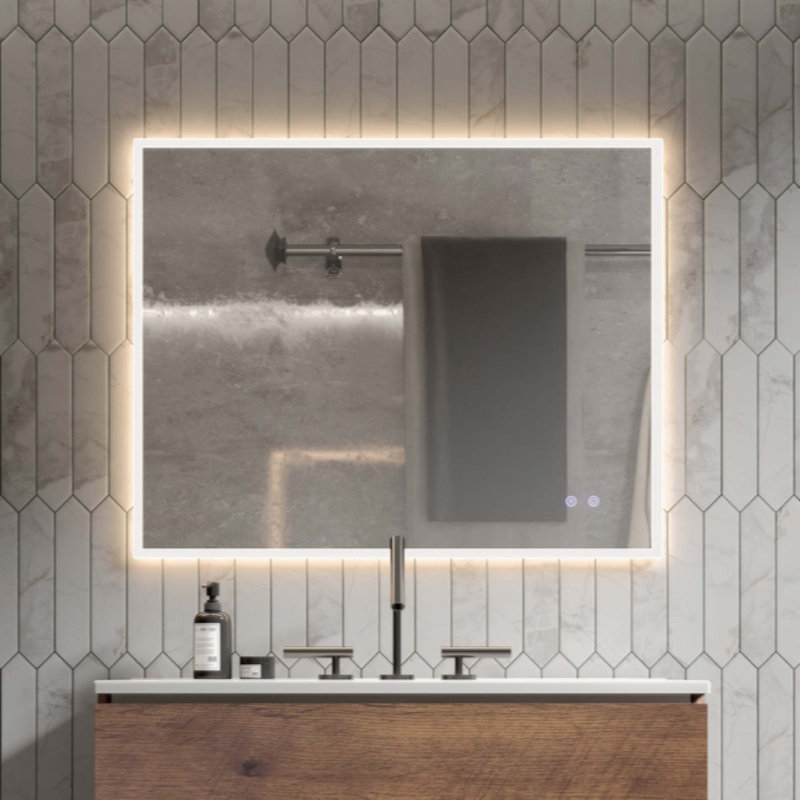 Miroir de salle de bain rectangulaire mural rétro-éclairé à DEL rétro-éclairé de 30 po x H 24 po avec prise standard américaine, température réglable et fonction mémoire