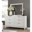 Commode avec tiroirs de rangement