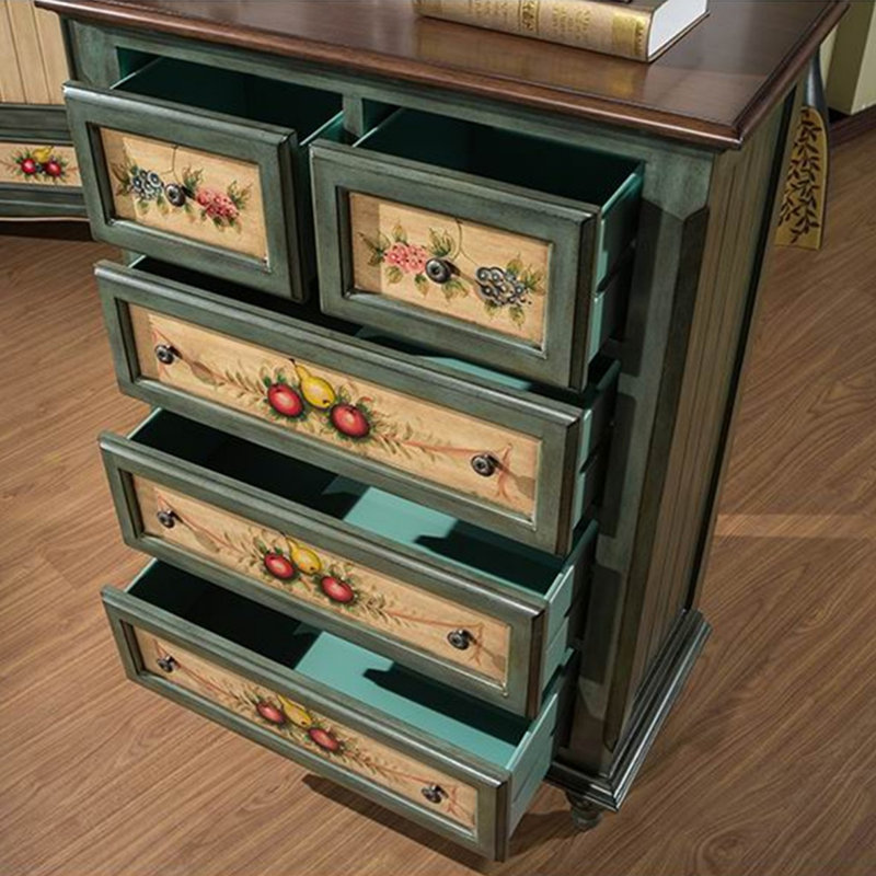 Armoire décorative en bois manufacturé
