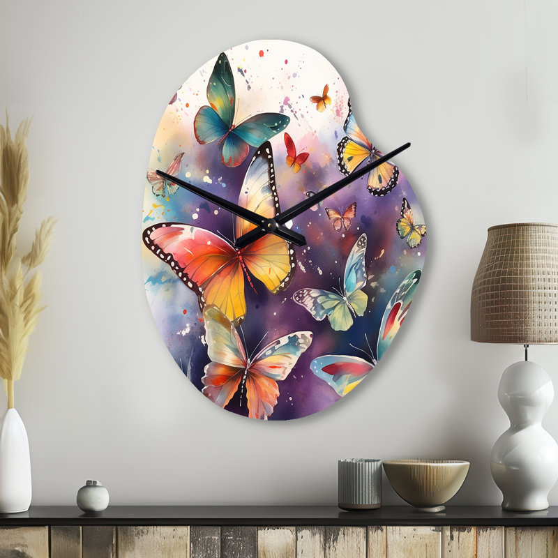 Papillons mauves dans l'air - Horloge murale en forme de papillon, horloge murale moderne, Petit