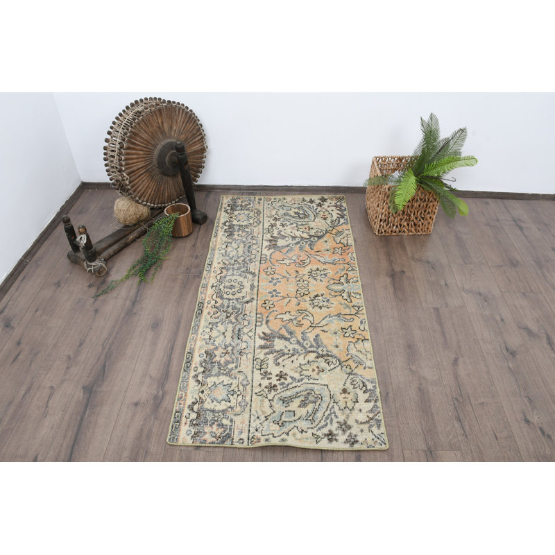 Tapis classique en laine beige 28,3 x 60,2 po