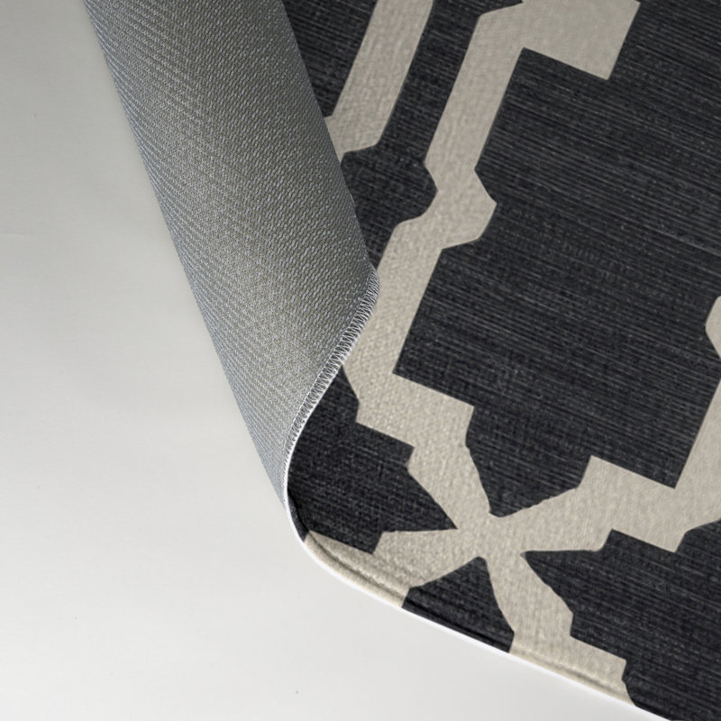 Trellis Gray Indoor and Outdoor Area Rug, Rectangle 5' x 7'