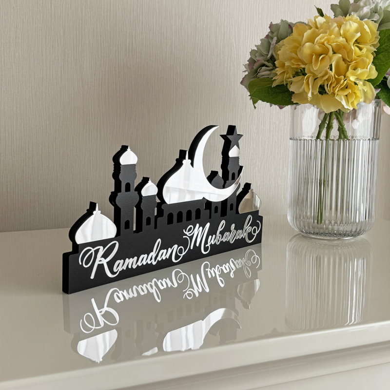 Décoration dorée Ramadan Mubarak | Ornement de table de qualité supérieure avec silhouette de croissant de lune et de mosquée