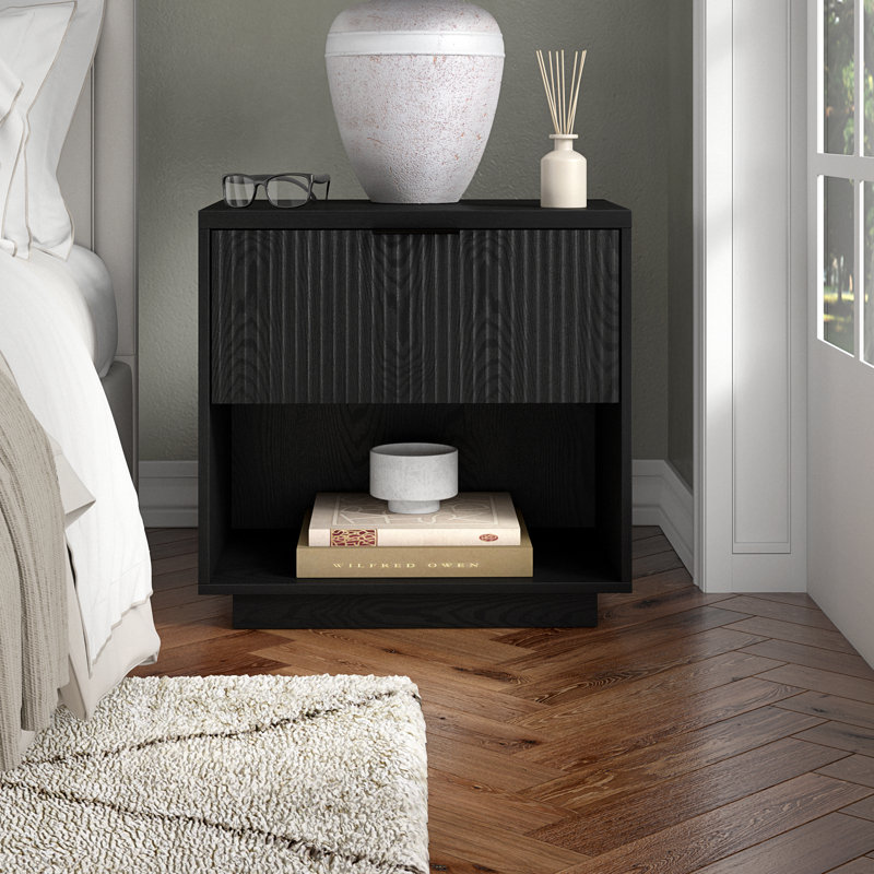 Aynslee Bedside Table, Espresso 
