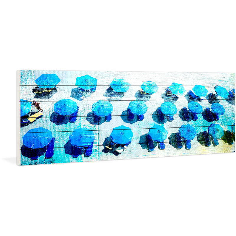 « parapluies blue » par parvez taj,, reproduction d’art sur bois blanc, H 20 po x l 60 po x P 1,5 po