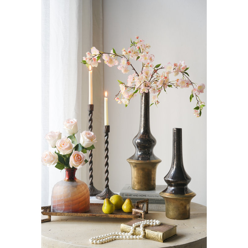 D6.5X16.5 "Vase, H 16,5 po x l 6,7 po x P 6,7 po