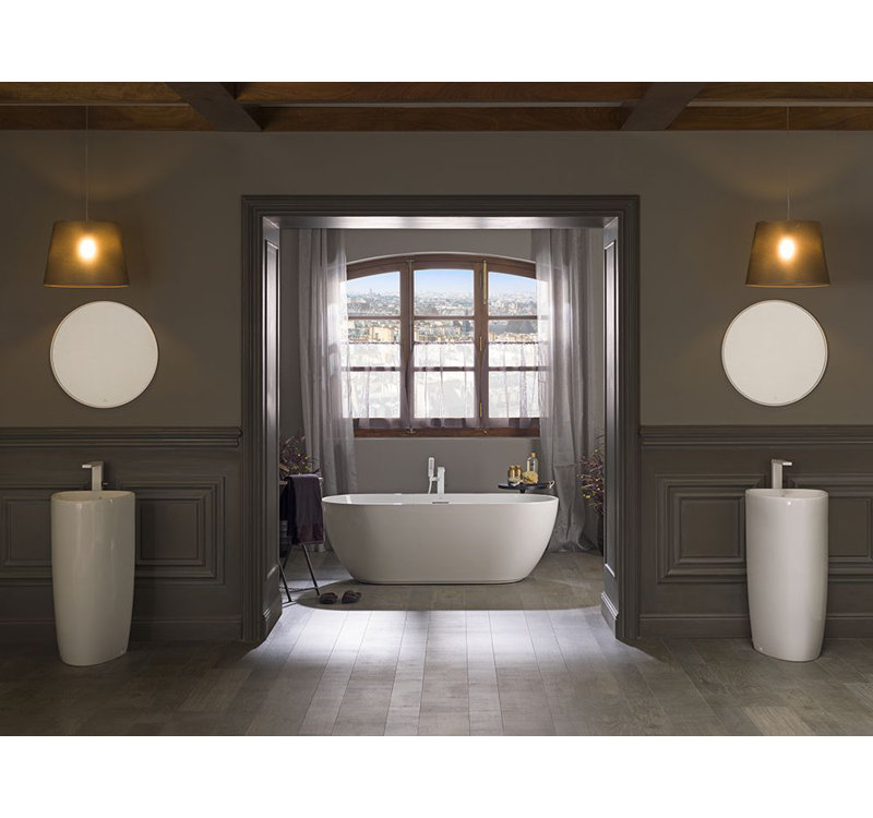Lounge 66.94'' L Freestanding Soaking Bathtub