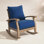 Chaise berçante d'extérieur en teck avec coussins Summerton