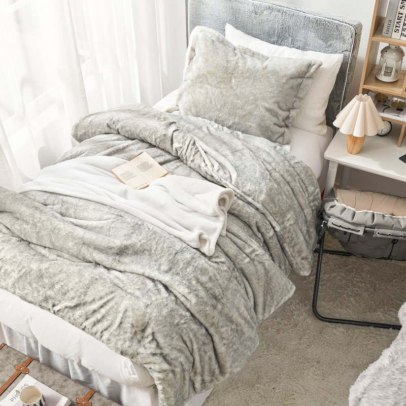 Coma Inducer Antarctic Penguin Oversized Comforter Set, Twin XL Comforter + 1 Standard Sham
