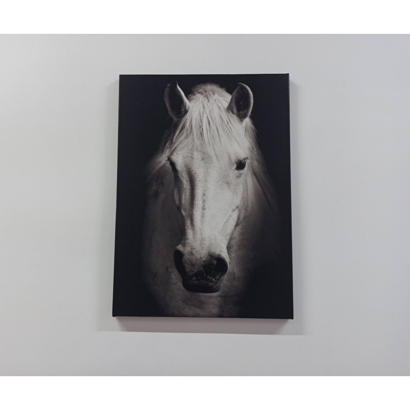 Art de cheval blanc transformé en décoration moderne sur toile de coton, idéal pour les intérieurs contemporains et les amateurs de chevaux