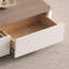 Table basse de style crème simple-112695838
