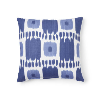 Kandira Pillow