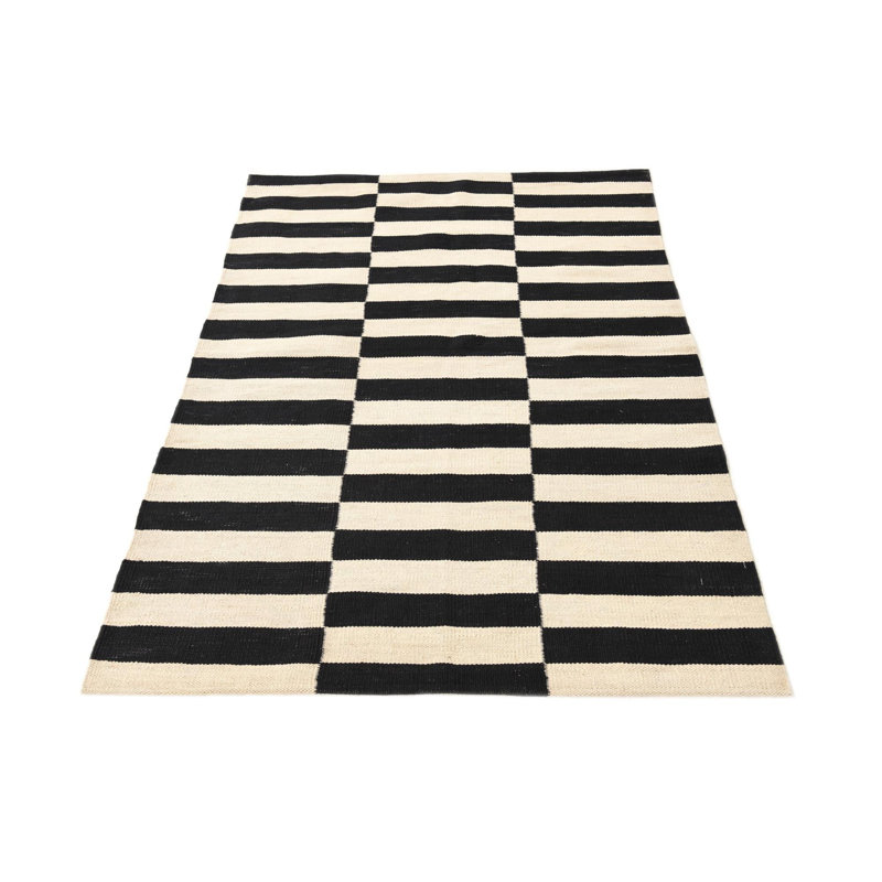 Tapis noir et blanc Ousley