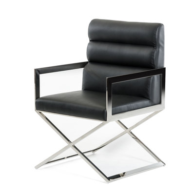 Chaise en similicuir noir Saffia