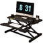 Convertisseur de bureau noir de 32 pouces, pratique pour passer de la position assise à la position debout et travailler efficacement avec deux écrans et un ordinateur portable. Idée cadeau originale pour Noël. Conception ergonomique et utilisation fluide.