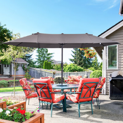 Très grand parasol d'extérieur de 15 pi avec poignée à manivelle et bouches d'aération Outsunny pour terrasse, piscine, marché, Godfrey