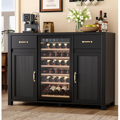 Meuble-bar avec compartiment pour cave à vin, meuble à boissons autoportant avec porte-verres et prise électrique, noir