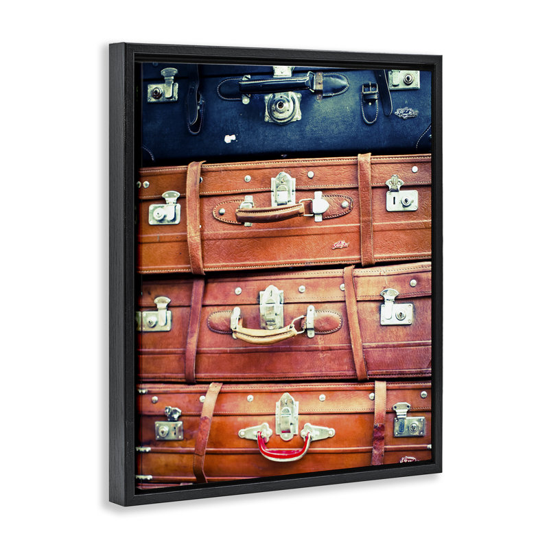 «Varied Stacked Valises Floater», art mural sur toile par Susan Bryant, H 31 po x l 25 po, Cadre flottant noir de jais