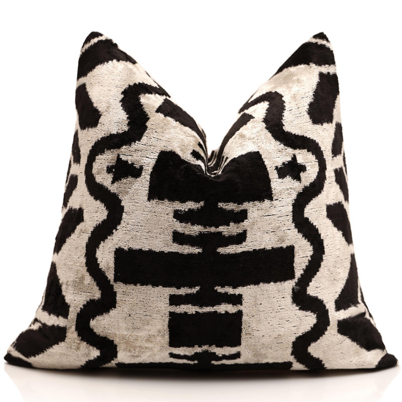 Coussin de luxe en soie noire et ivoire 16 x 16