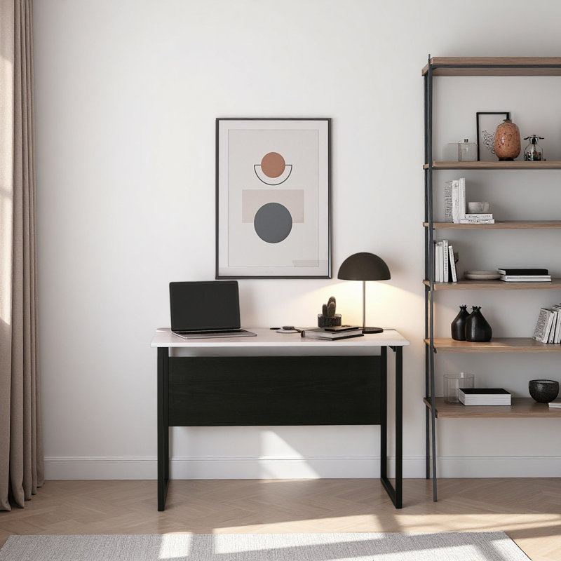 Bureau d'écriture, bureau spacieux