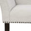 Banc confortable en tissu capitonné crème à chevrons, mousse haute densité, dossier rembourré, structure en bois massif, idéal pour l'entrée.