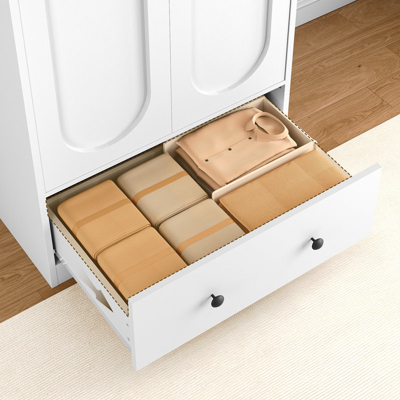 Armoire 70 po H 70,9 po