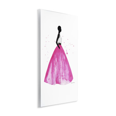 Plaque murale rose avec jupe de bal, design par Simone Elum