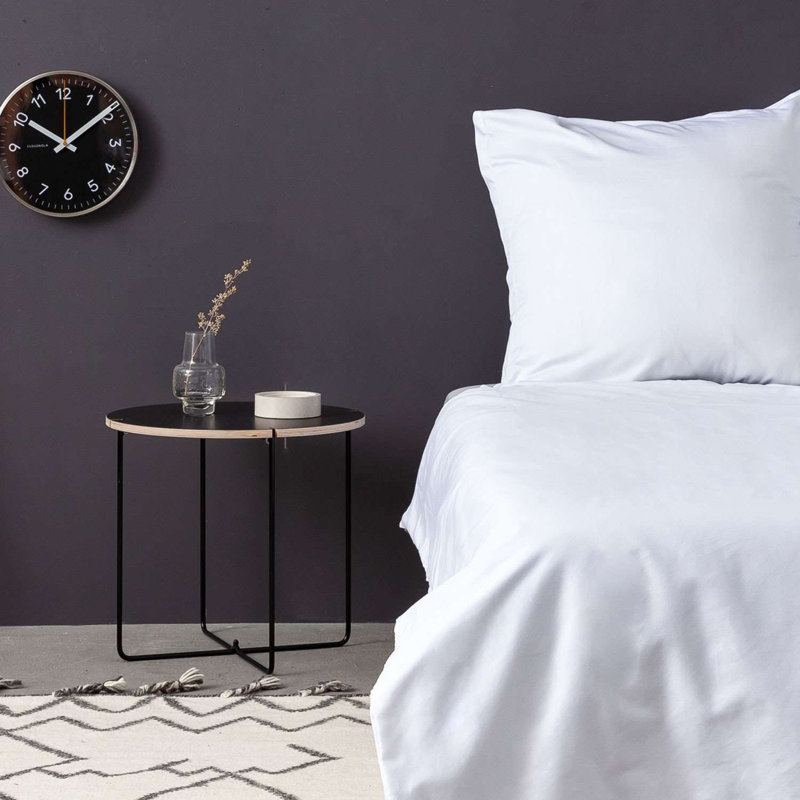 Luxurious Satin King Quilt Cover Set, 100% Cotton, 102.4 x 86.6 inches | 210 Thread Count, Machine Washable | Includes 2 Envelope Pillowcases (19.7 x 31.5 inches) | Elegant White Color, Soft & Comfortable Bedding