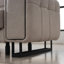 Canapé convertible Nero avec accoudoirs capitonnés et pieds en métal noir - canapé-lit peu encombrant pour les salons élégants