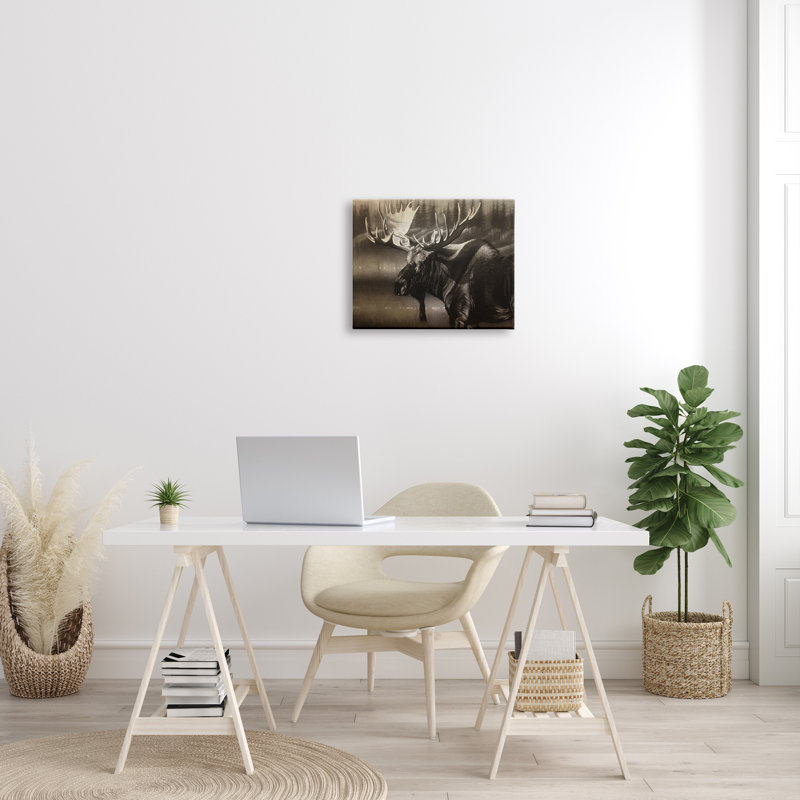 «Rustic Moose In Shadows Deep Forest Portrait Gray Farmhouse», estampe numérique encadrée, art texturé par Cole Johnson