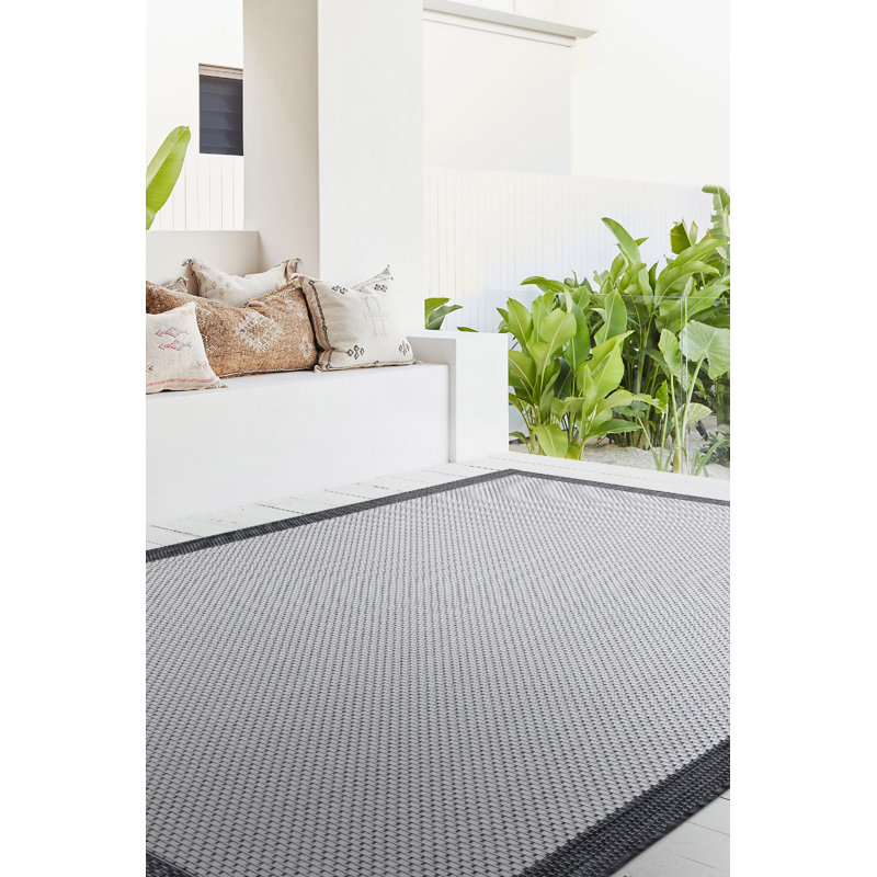 Marquas Indoor Rug, Rectangle 2'8" x 5'