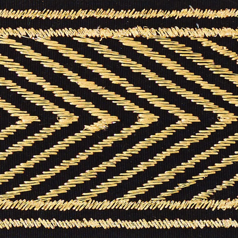 Ruban Nicholson, Dorure