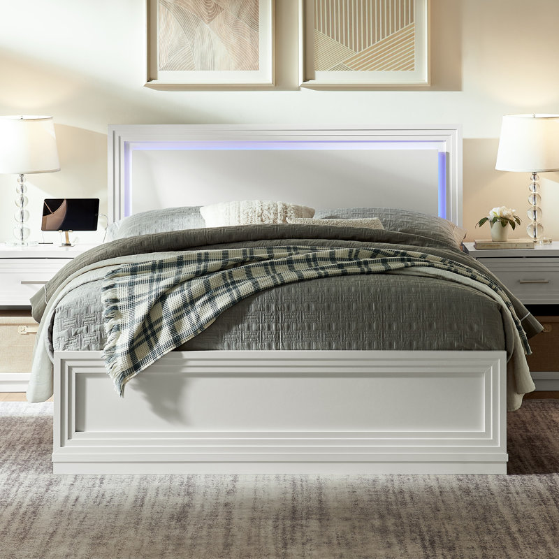 Cadre de lit grand en bois Hewett, Blanc, Queen
