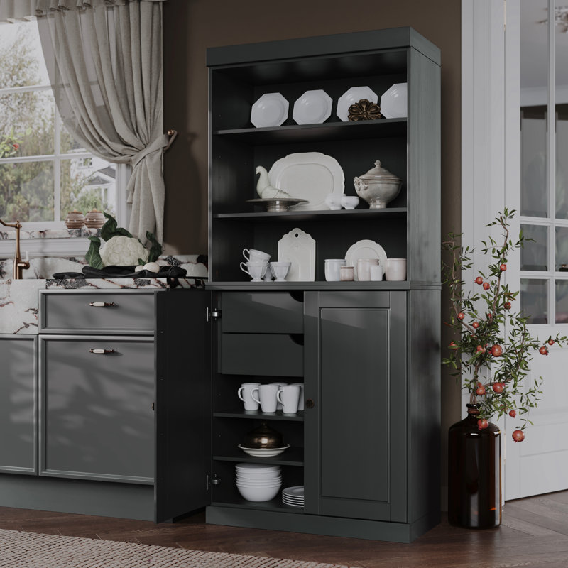 Garde-manger Birce 100% bois massif 32 po avec portes solides, 2 tiroirs et tablettes réglables, Gris