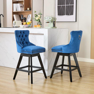 Velours bleu capitonné, siège pivotant à 360°, rembourrage en mousse, pieds en bois massif, finitions soignées, ensemble de 2 pour repas, rembourrage, accents en bois, 2 bleus