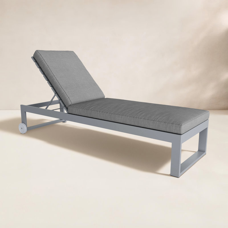 Lucca Outdoor Chaise Lounge