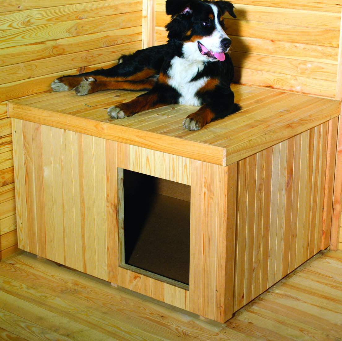 Insulated wooden best sale dog house