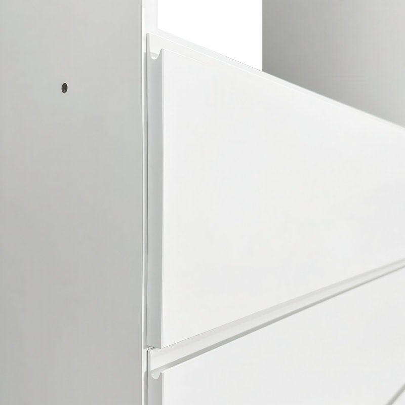 Système de garde-robe autoportant en bois blanc