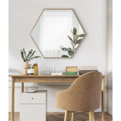Jelezna Hexagon Mirror