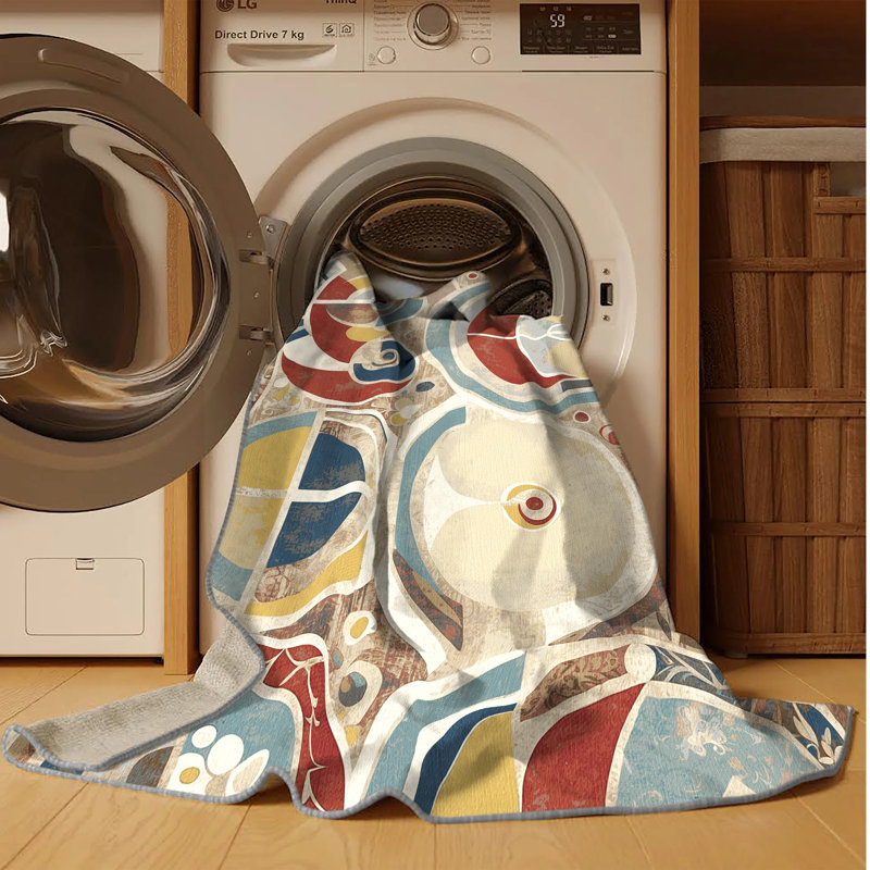 Lively Spin Rug, Square 5'