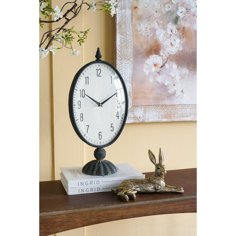 Horloge de table ovale d'inspiration rétro avec base piédestal