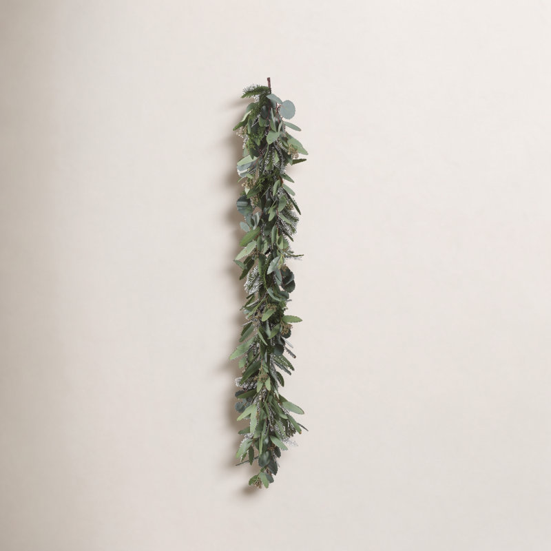 SEEDED EUCALYPTUS GARLAND