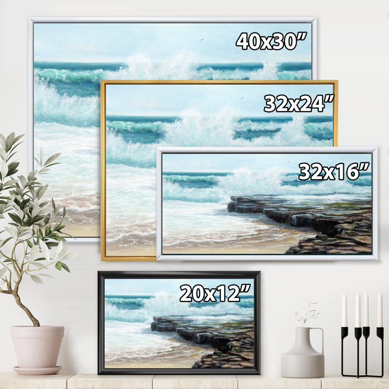 Wild Waves Breaking on the Shore - Peinture sur toile à cadre flottant, Toile encadrée d'or, H 30 po x l 40 po x 1,5 po