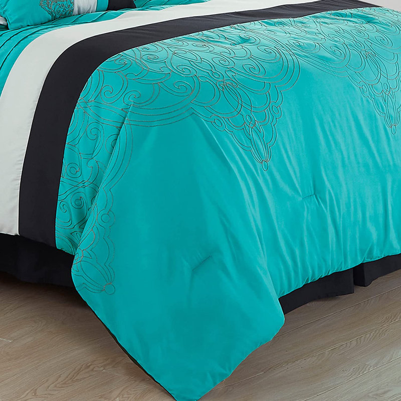 Queen Teal and Black Geometric Comforter Set with Pillow Shams