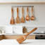 Ensemble d'ustensiles en bois d'acacia 5 pièces anti-rayures cuillères de cuisine et spatules pour cuisiner, mélanger, servir avec une batterie de cuisine antiadhésive
